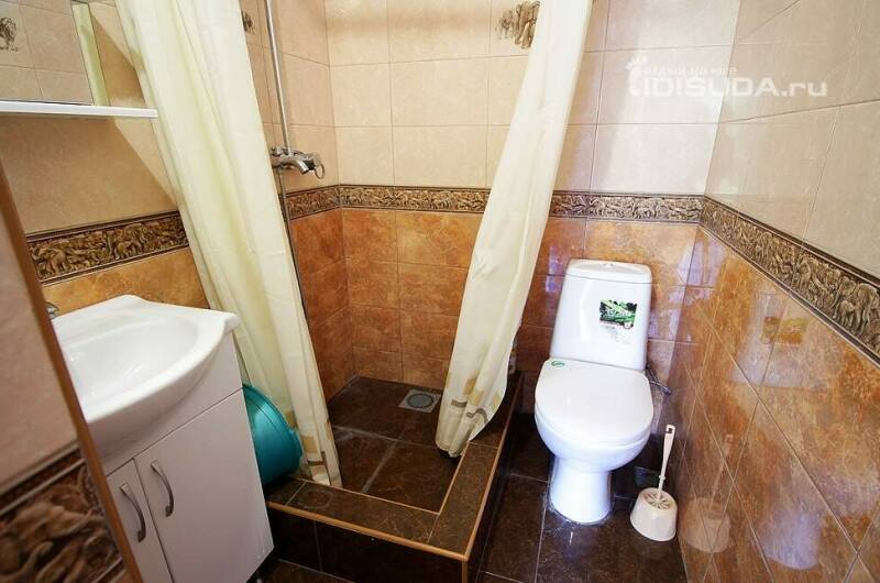 Трехместный номер с удобствами