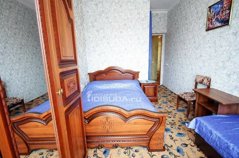 Трехместный номер с удобствами