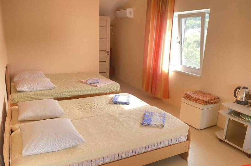 3-х местный номер № 12