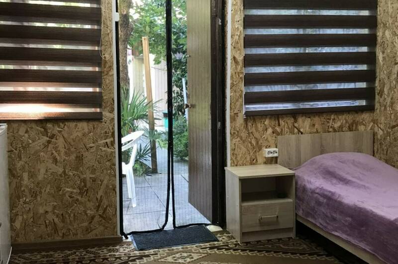 «Летний домик в саду»