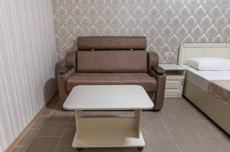 Четырехместный номер с балконом