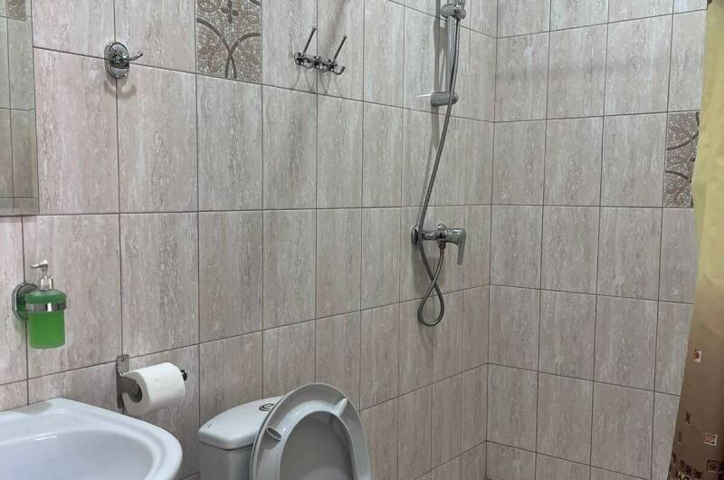 Трехместный