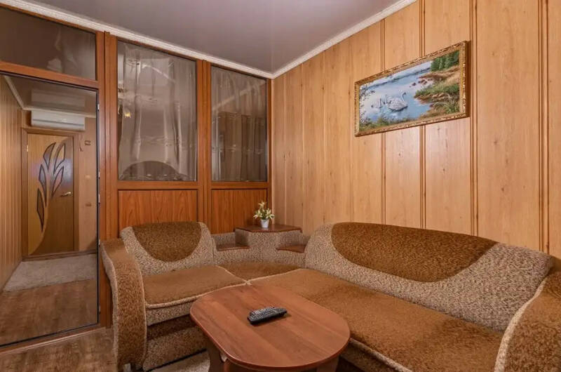 Двухкомнатный «Люкс» на 2−4 человека