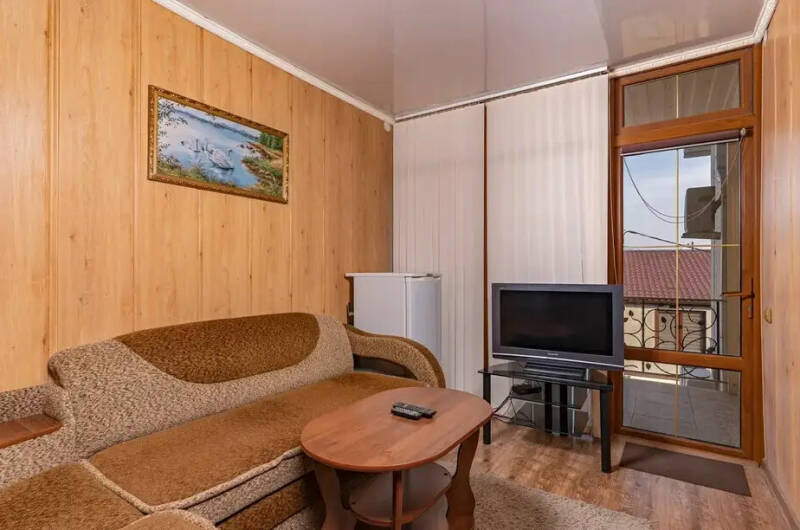 Двухкомнатный «Люкс» на 2−4 человека