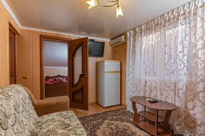 Двухкомнатный «Люкс» без балкона на 3−5 человек