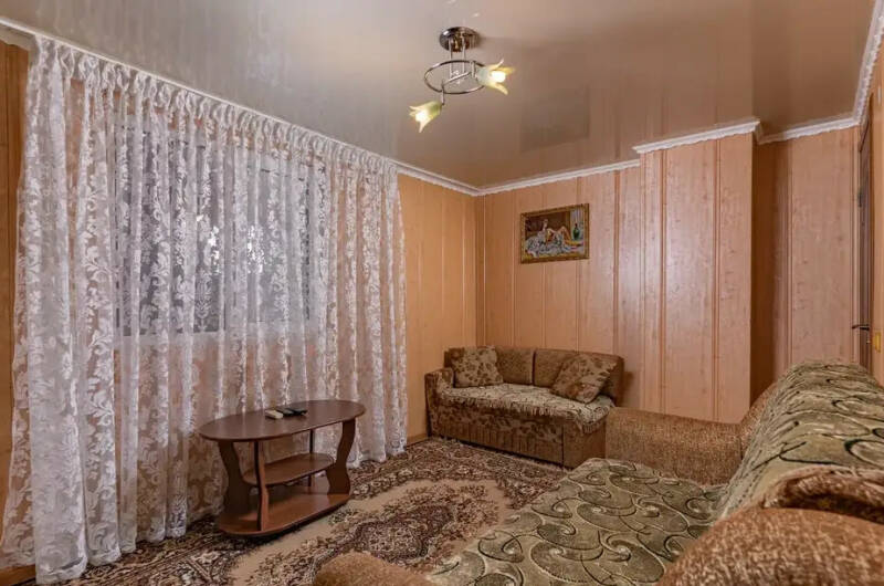 Двухкомнатный «Люкс» без балкона на 3−5 человек