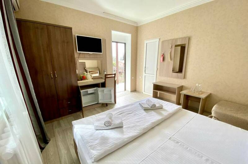 Улучшенный двухместный номер