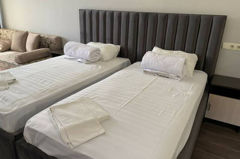 Семейный двухкомнатный номер с двумя балконами