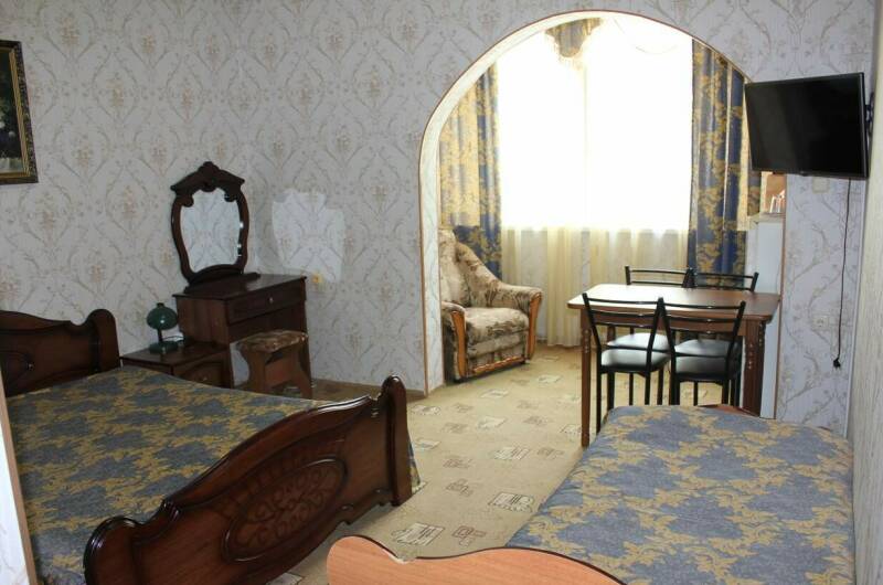 Трёхместный номер «Стандарт»