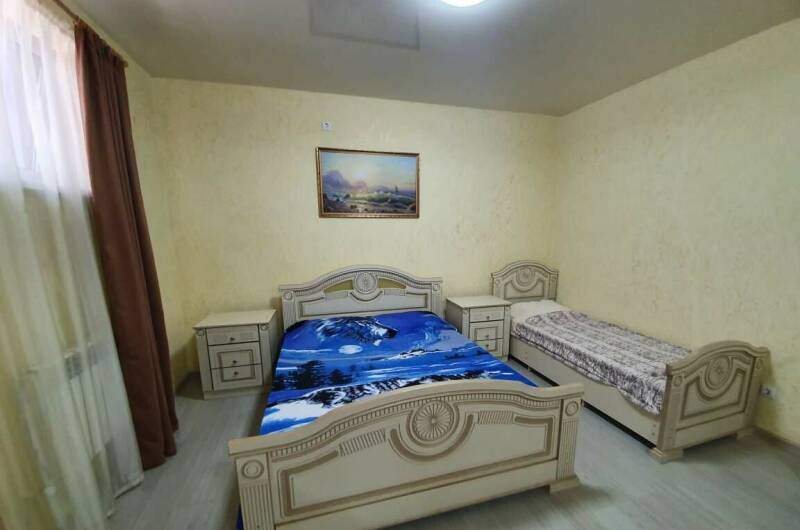 Семейный номер (цокольный этаж)