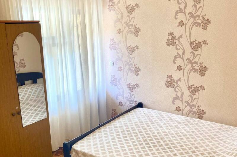 N 3. Трёхместный «Стандарт» с балконом