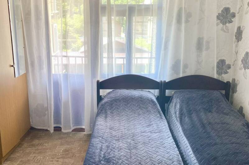 N 4. Двухместный «Эконом с балконом»