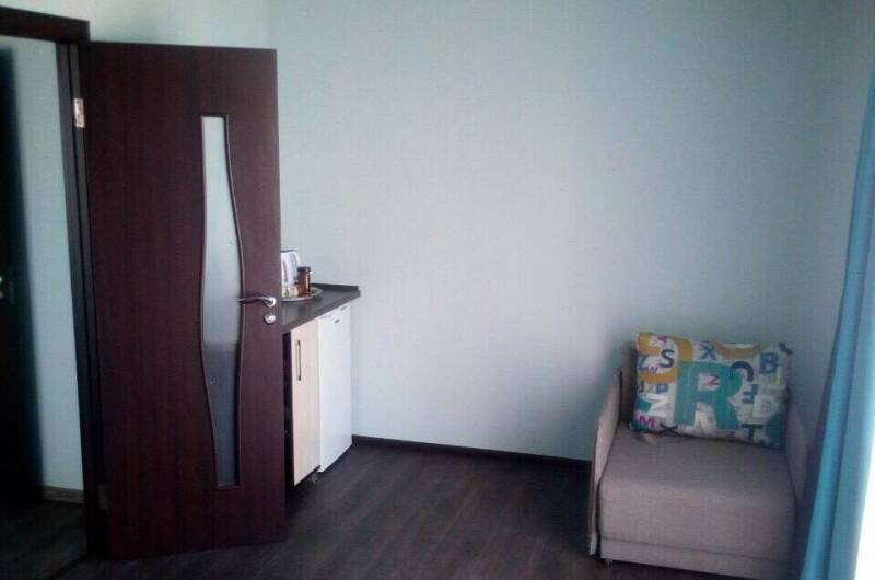 Семейный двухкомнатный номер с балконом