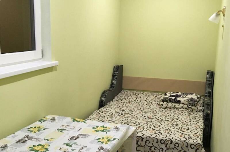 Двух Комнатный с Кухней