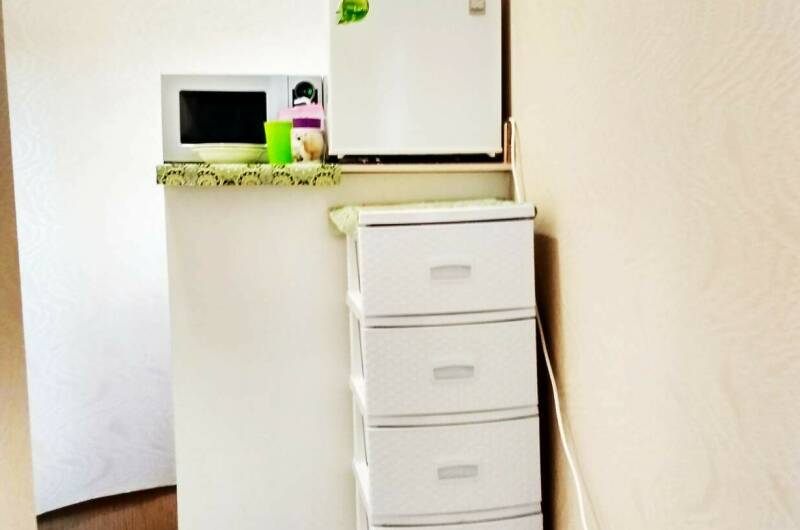 Комната с тюльпанами