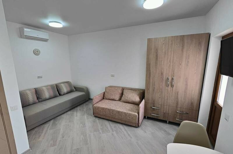 Коттедж № 8