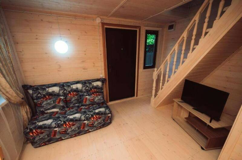 Коттедж 4-х местный