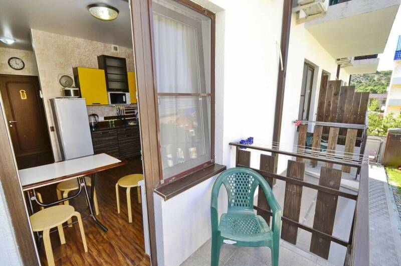 Мини-квартира 4−5−6местная