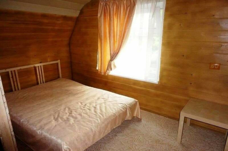 Номер «Люкс» 2-х комнатный до 5 человек