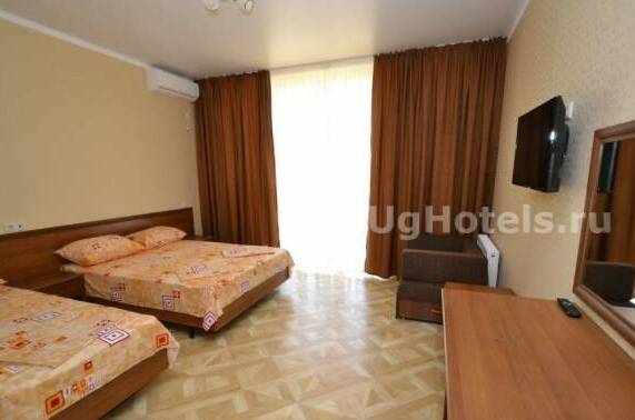 Люкс 3-х местный однокомнатный с балконом