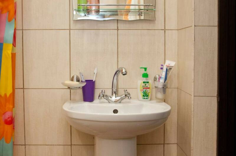 Пяти-шестиместный номер-студио с кухней, 2−3 этаж