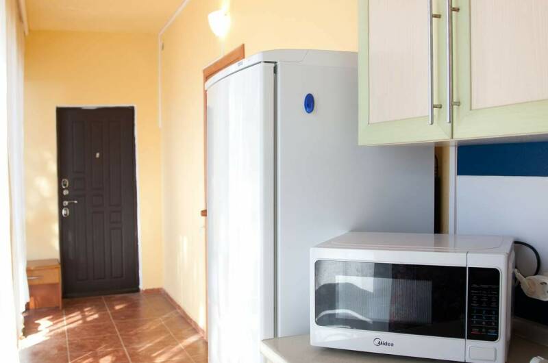 Трёхкомнатная изолир спальни с балконом до 10 чел