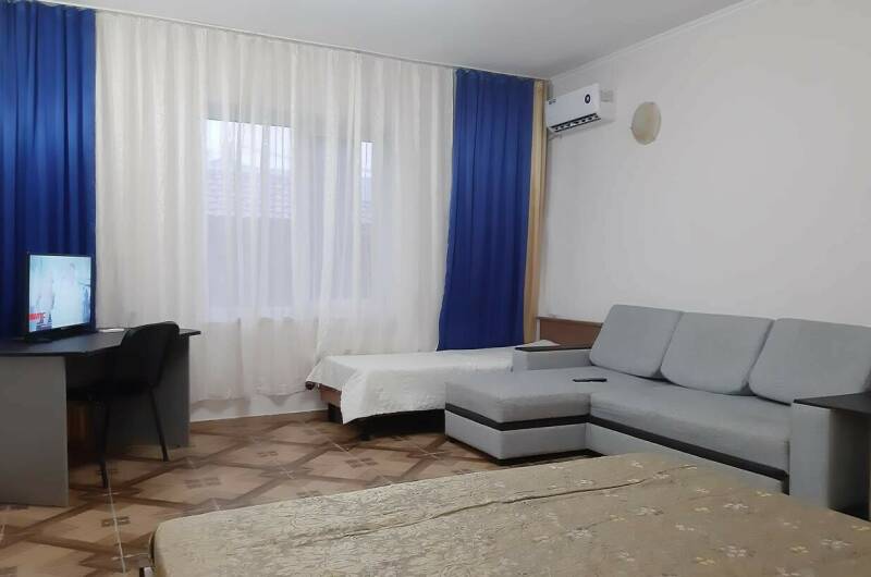 Квартира с двумя изолированными спальнями 5−10 чел