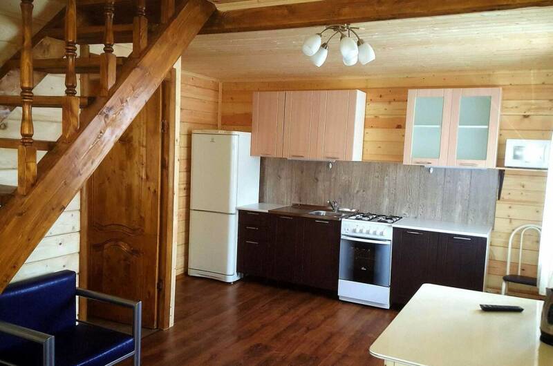 Большой трёхкомнатный домик на большую семью