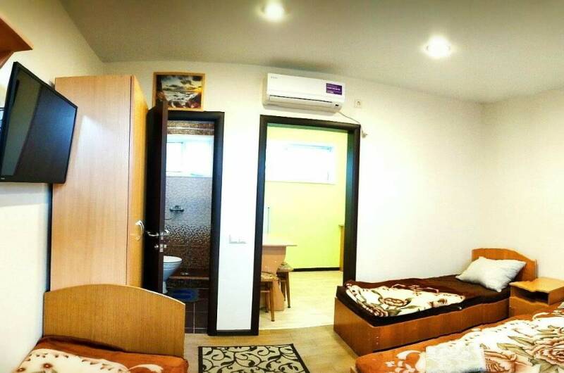 Люкс 1-но комнатный с инд. кухней, 4х местный