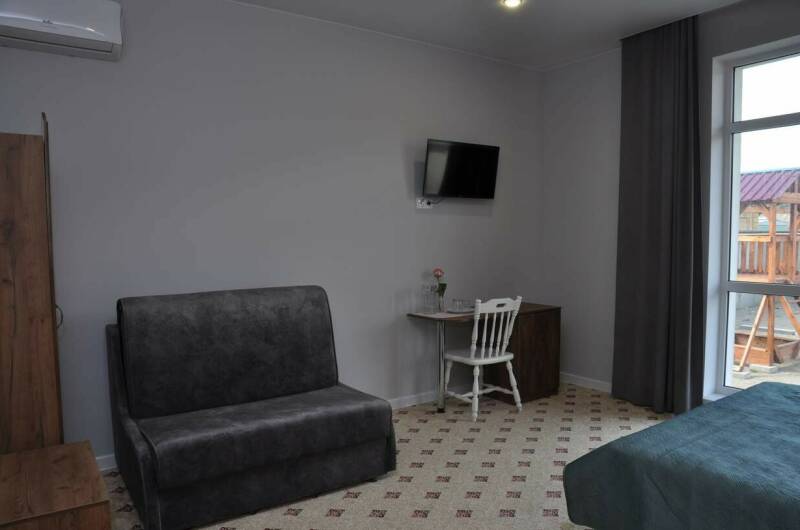 Семейный номер Плюс (4 чел.)