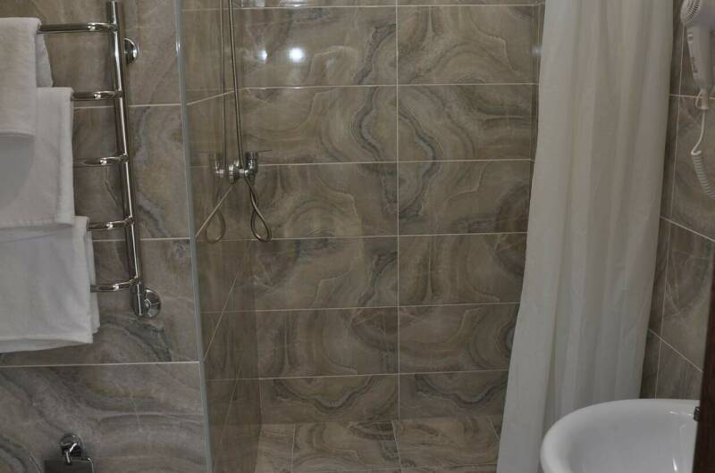 Семейный люкс с балконом (4−5 чел.)