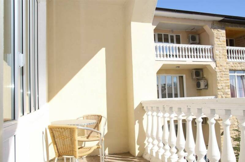 Комфорт 3-местный с балконом