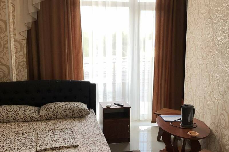 Двухместный номер боковой вид на море