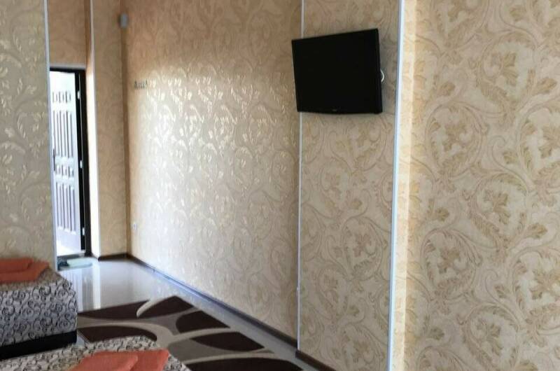 Трёхместный номер с видом на море