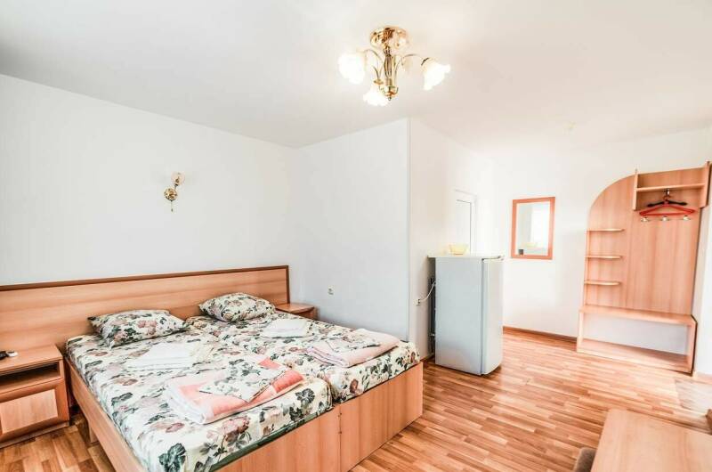 «Стандарт» (номер с удобствами)