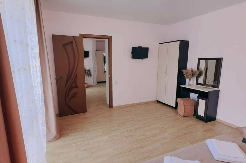 2-х комнатный 6-ти местный «Люкс» с лоджией