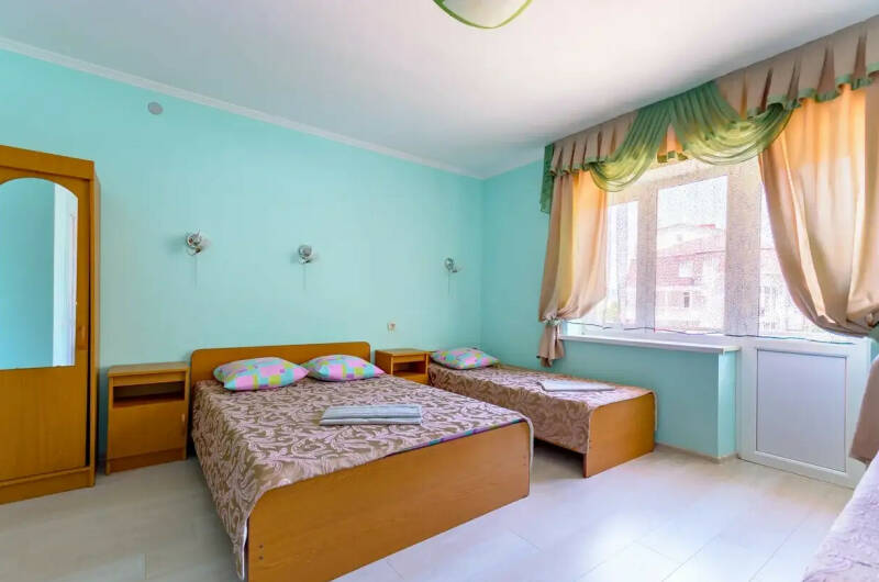 Четырехместный