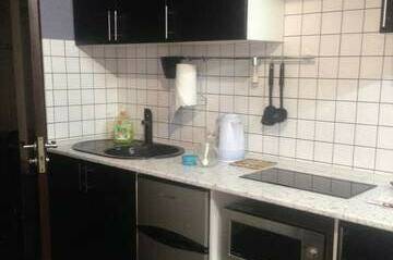 Черно-белая комната