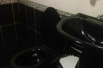 Черно-белая комната