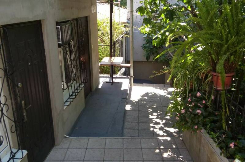 Однокомнатный четырехместный на первом этаже