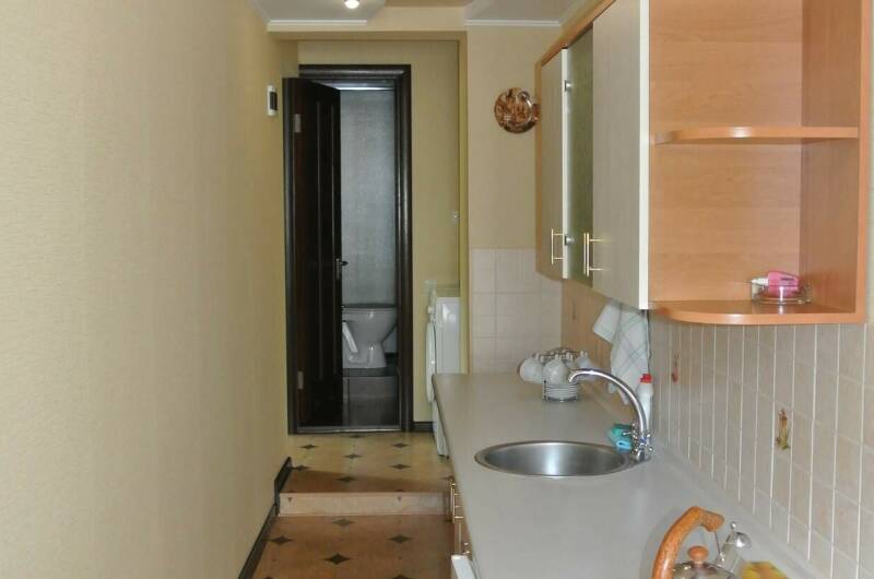 Двухкомнатный шестиместный номер на втором этаже