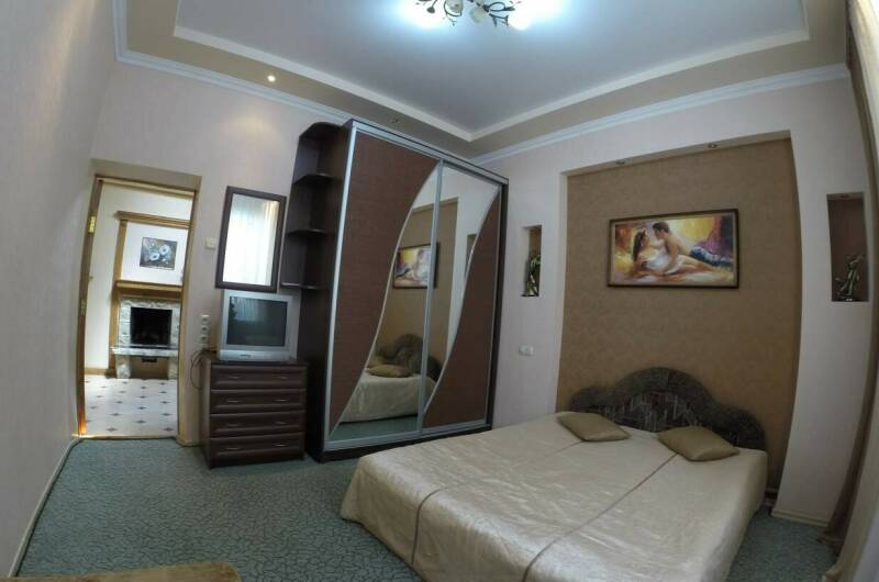 Двухкомнатный семиместный номер