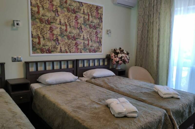 Трехместный номер 6 China