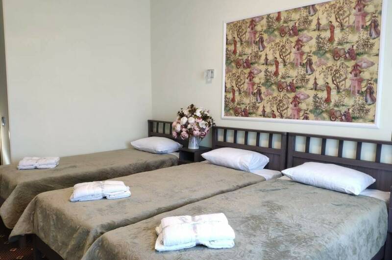 Трехместный номер 6 China