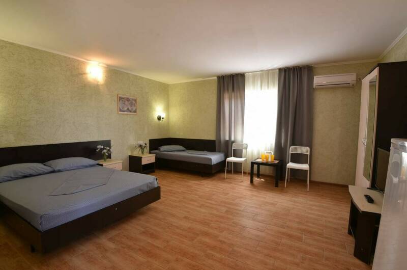 Пятиместный двухкомнатный номер