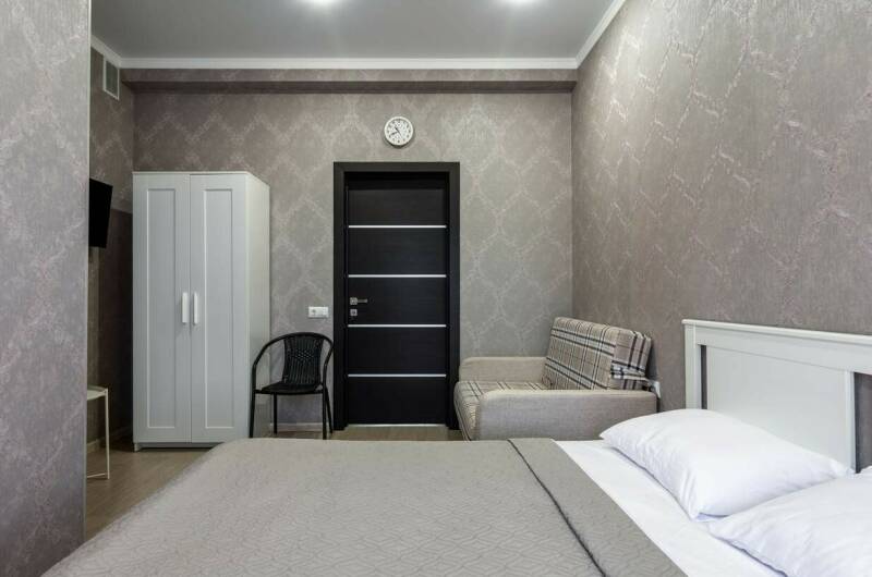 Стандарт 6 улучшенный с балконом + доп. место