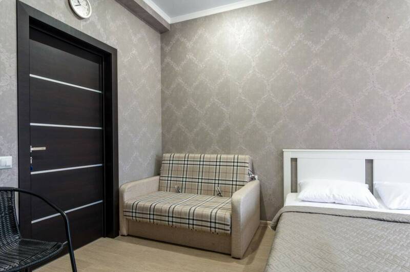 Стандарт 6 улучшенный с балконом + доп. место