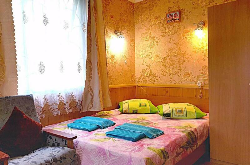 С индивидуальной кухней и всеми удобствами