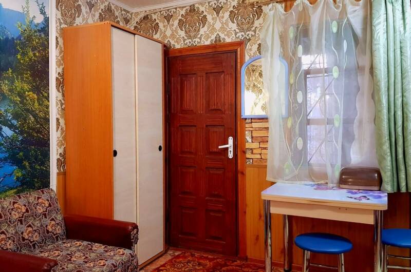 Для двоих на 2-м этаже с кухней и удобствами