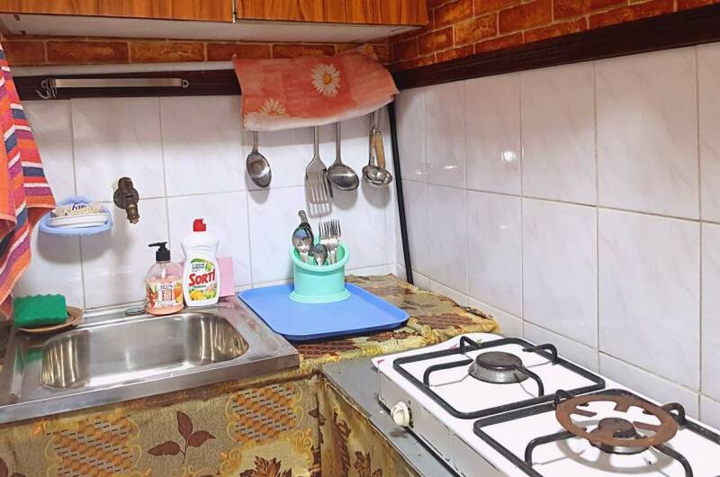 Отдельный домик для 3−4 человек с кухней внутри